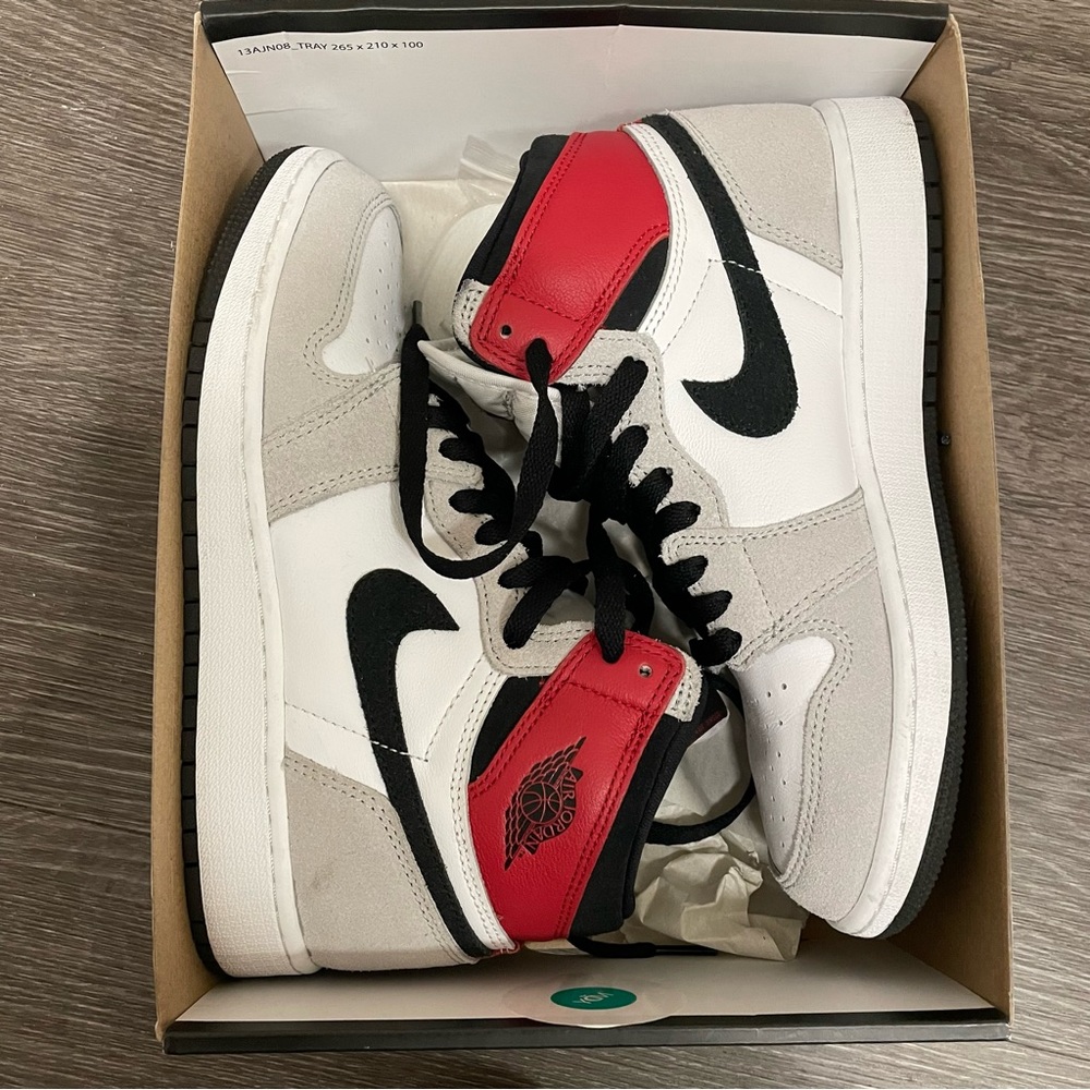 SOLD Nike Air Jordan 1 Retro High OG Smoke Grey Y5
